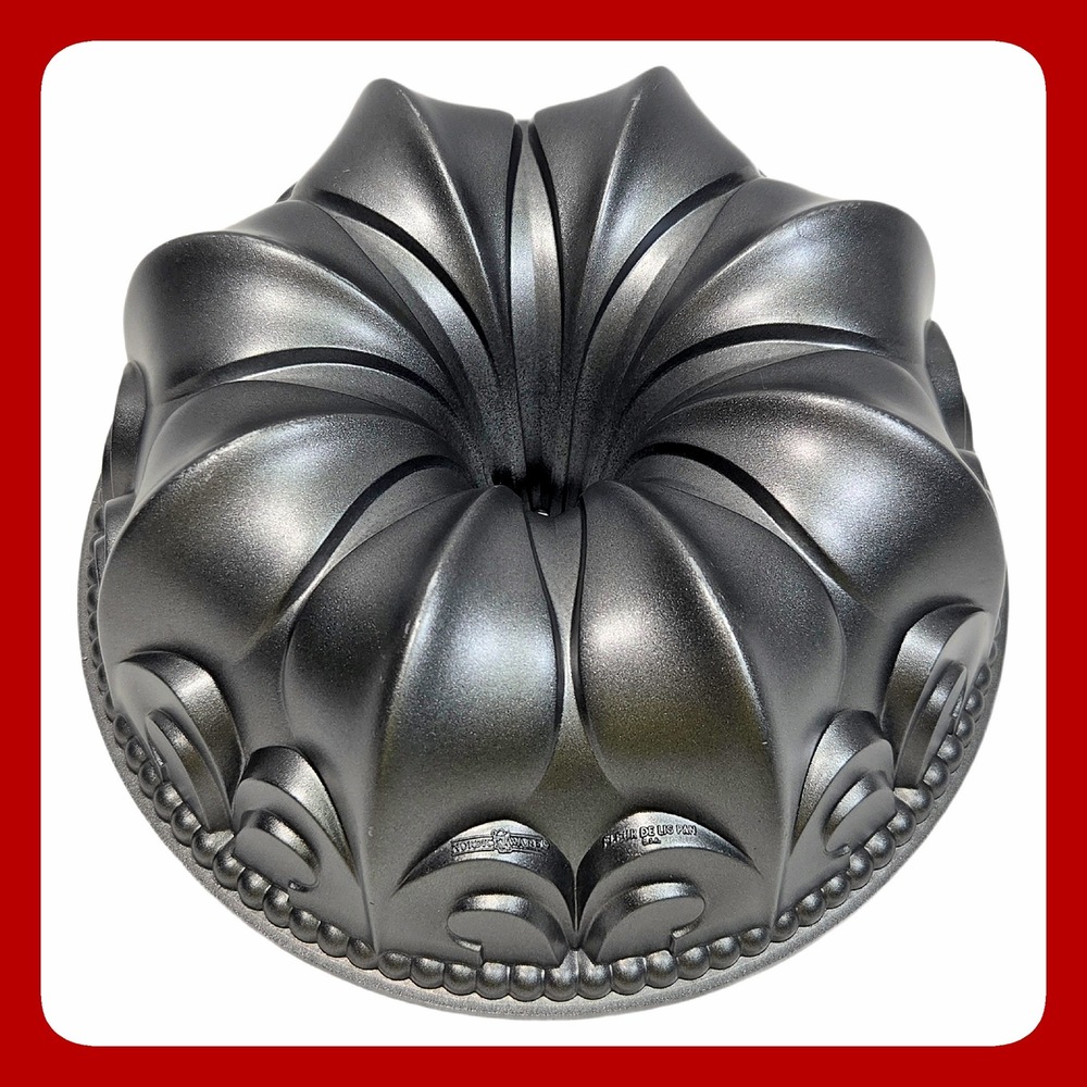 Nordic Ware Fleur De Lis Bundt Pan Cast Aluminum Grey 9in Cottagecore Baking EUC